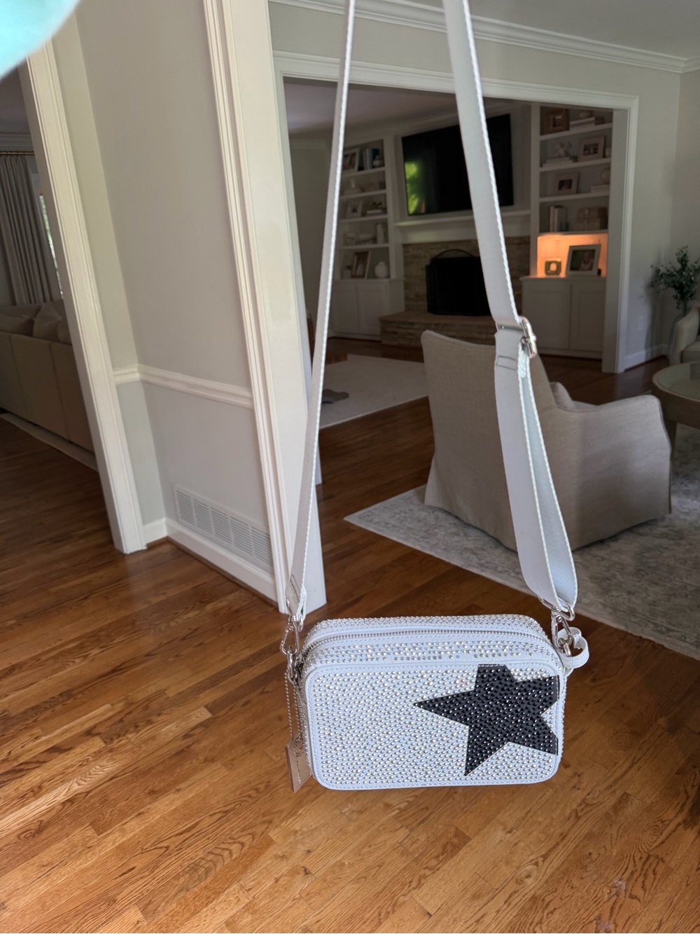 Vintage Havana White Crossbody Bag with Black Star